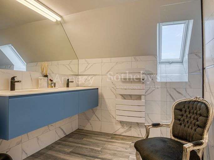 Maison Chapeiry - 5 chambres - 469m²