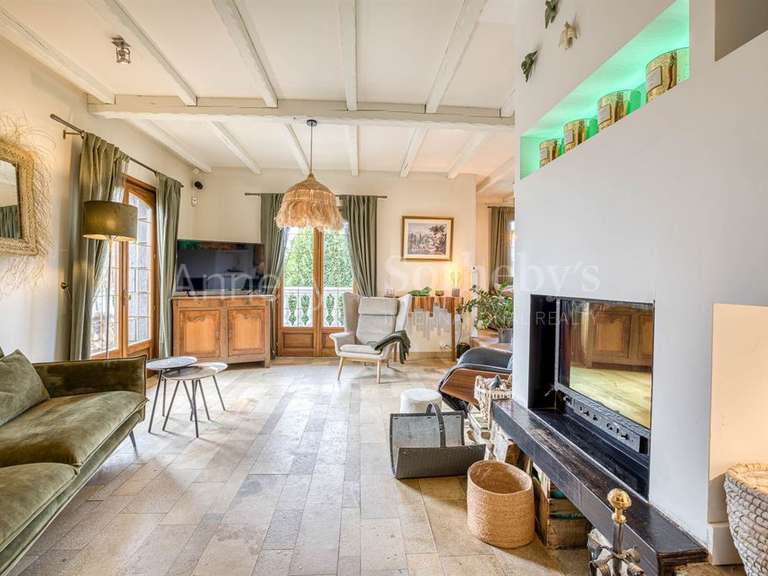 Maison Chapeiry - 5 chambres - 469m²