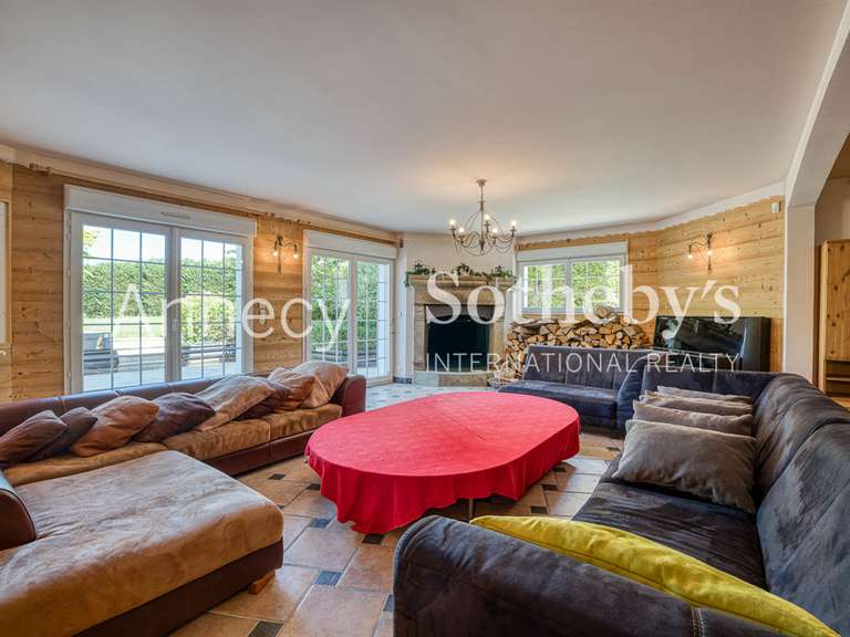 House Chapeiry - 517m²