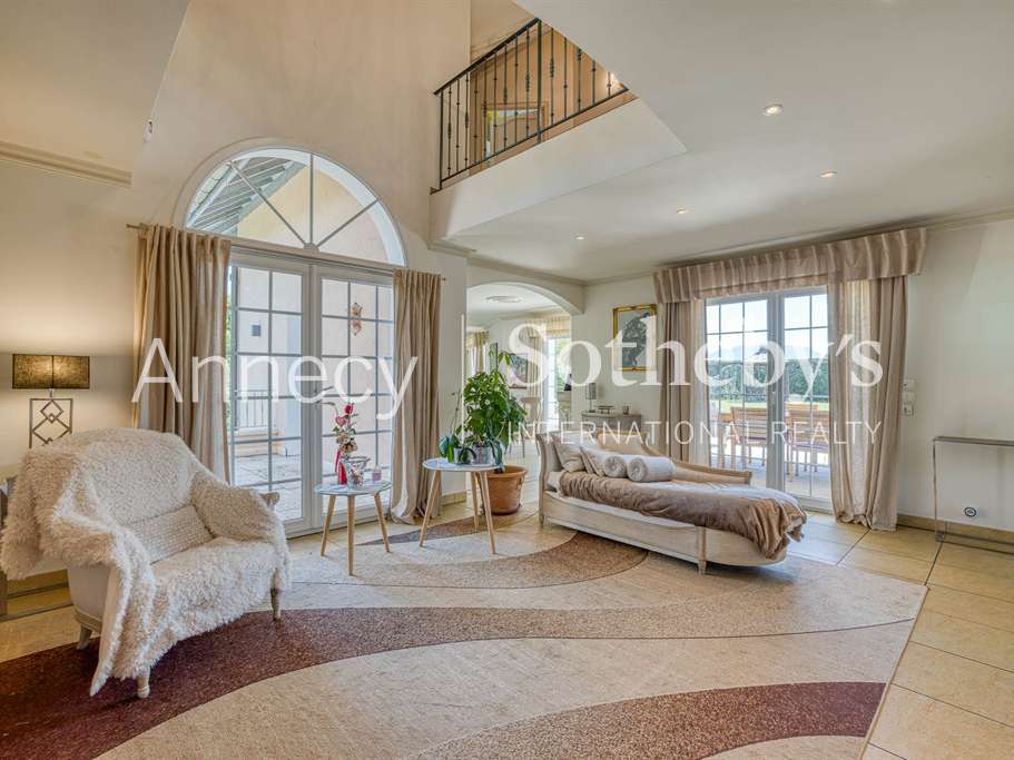 Maison Chapeiry