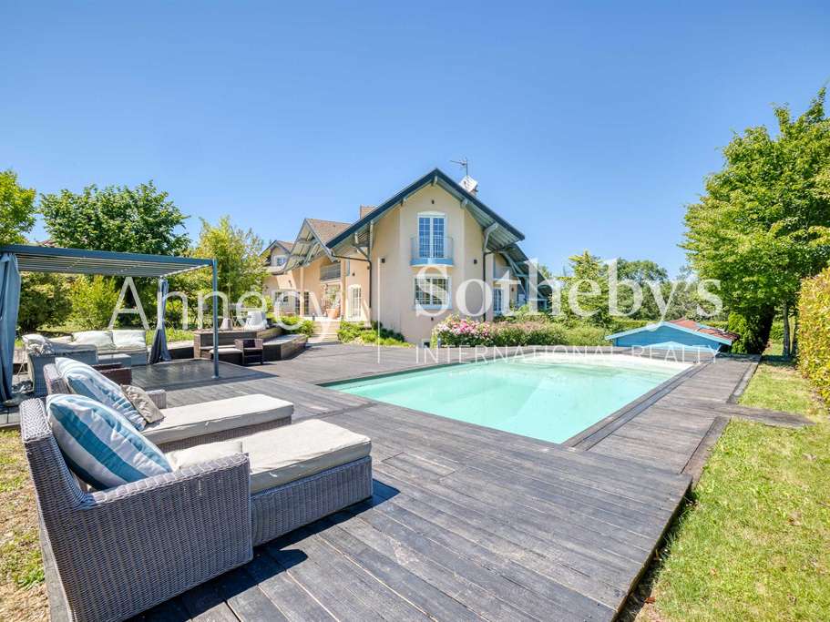Maison Chapeiry