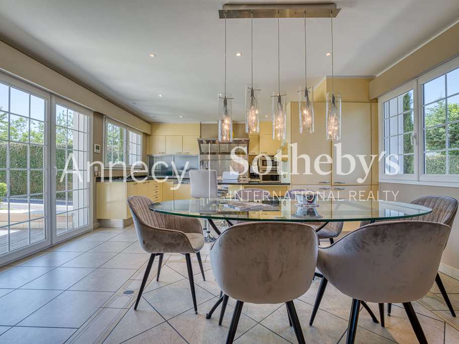 Maison Chapeiry