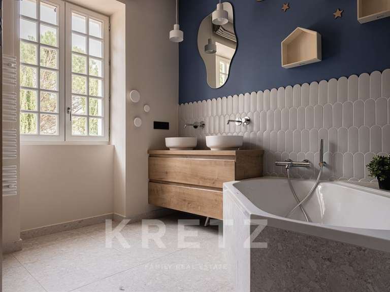 House Chaponost - 7 bedrooms - 450m²