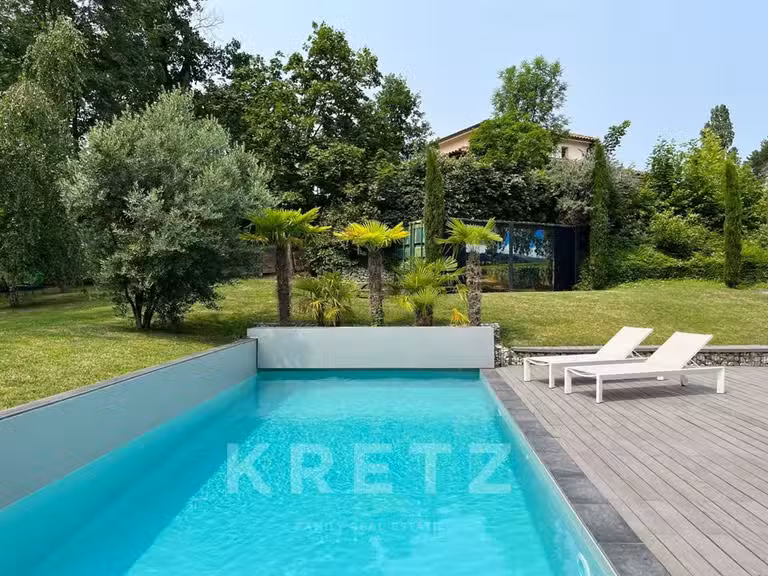 Maison Chaponost - 5 chambres - 215m²