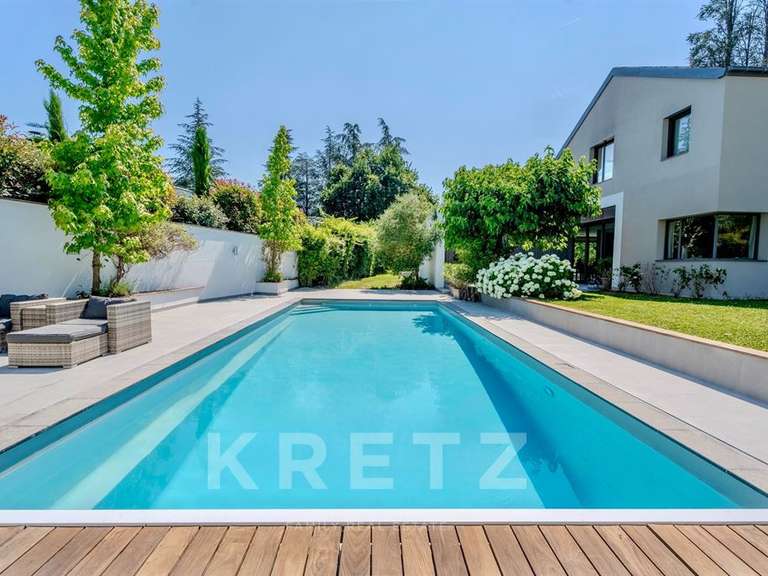 Maison Charbonnières-les-Bains - 6 chambres - 511m²