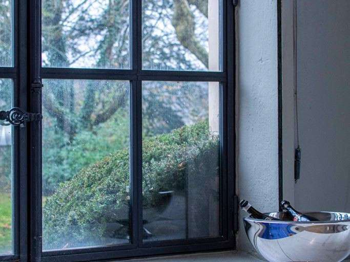 Maison Charbonnières-les-Bains - 4 chambres - 371m²