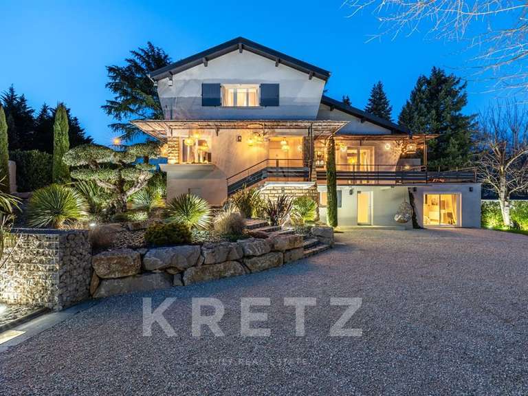 House Charbonnières-les-Bains - 6 bedrooms - 250m²