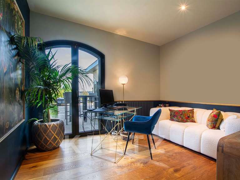 House Charbonnières-les-Bains - 5 bedrooms - 220m²