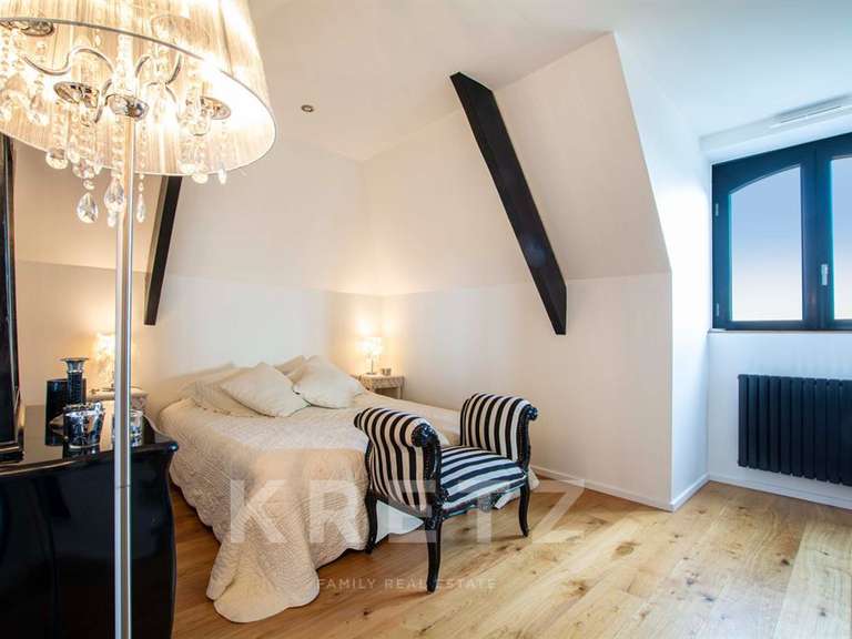 House Charbonnières-les-Bains - 5 bedrooms - 220m²