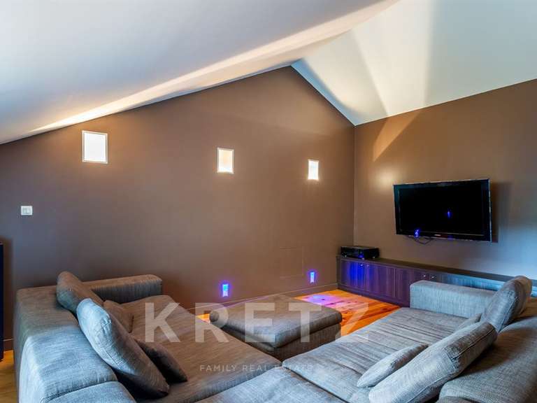 Maison Charbonnières-les-Bains - 7 chambres - 260m²