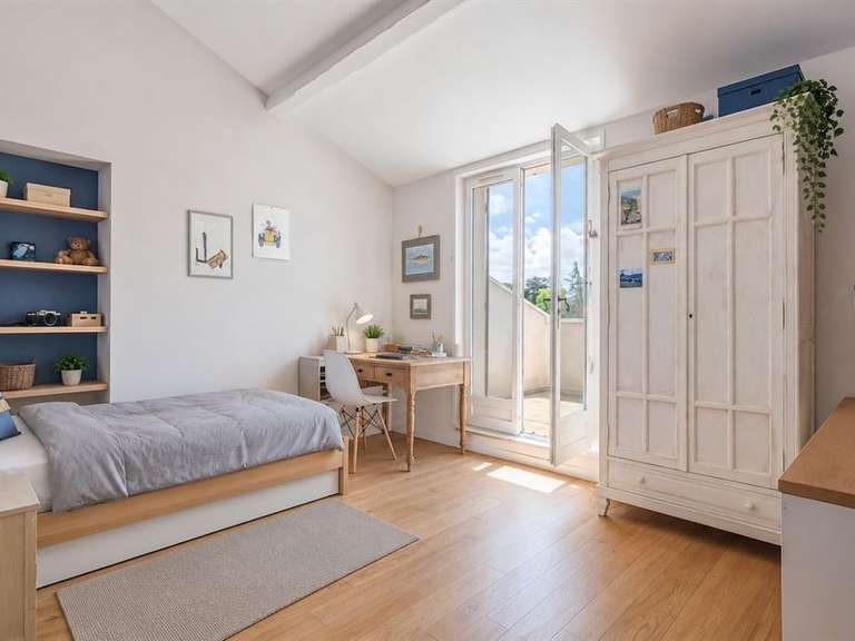 House Charbonnières-les-Bains - 5 bedrooms - 207m²