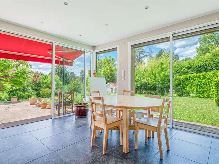 House Charbonnières-les-Bains - 5 bedrooms - 207m²