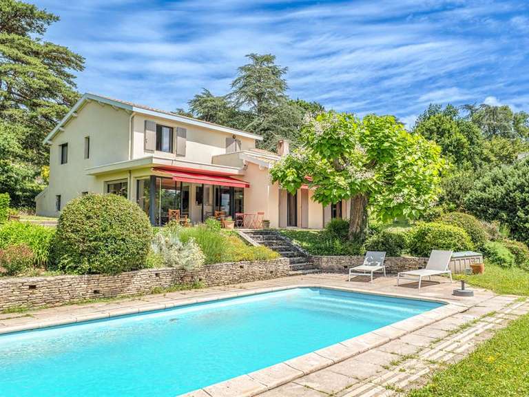 Maison Charbonnières-les-Bains - 5 chambres - 207m²