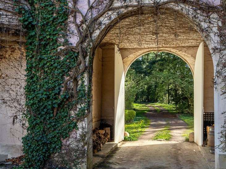 Château Charentay - 10 chambres - 632m²