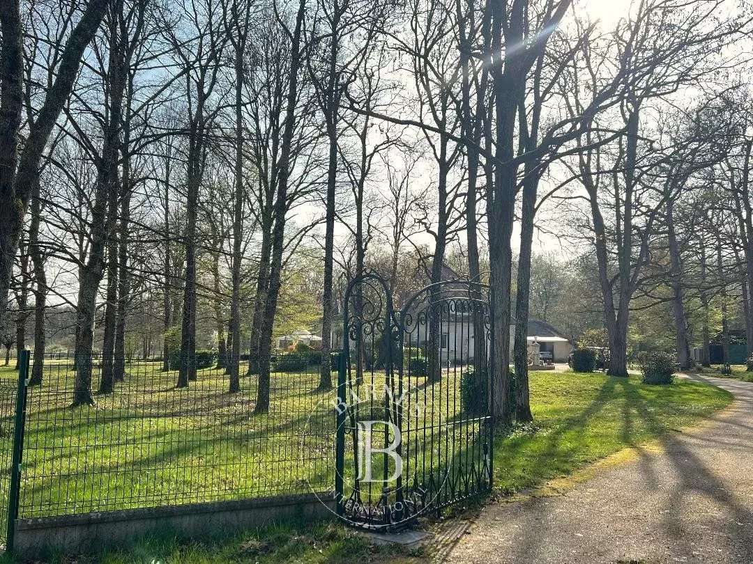 Propriété Charentilly