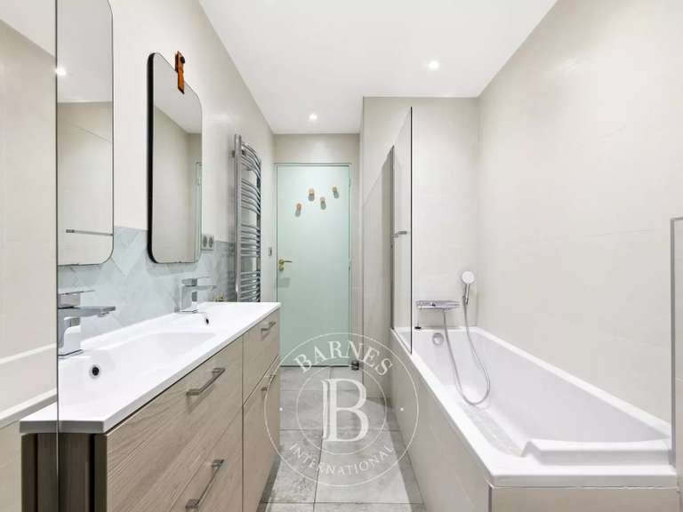 Appartement Charenton-le-Pont - 3 chambres - 105m²