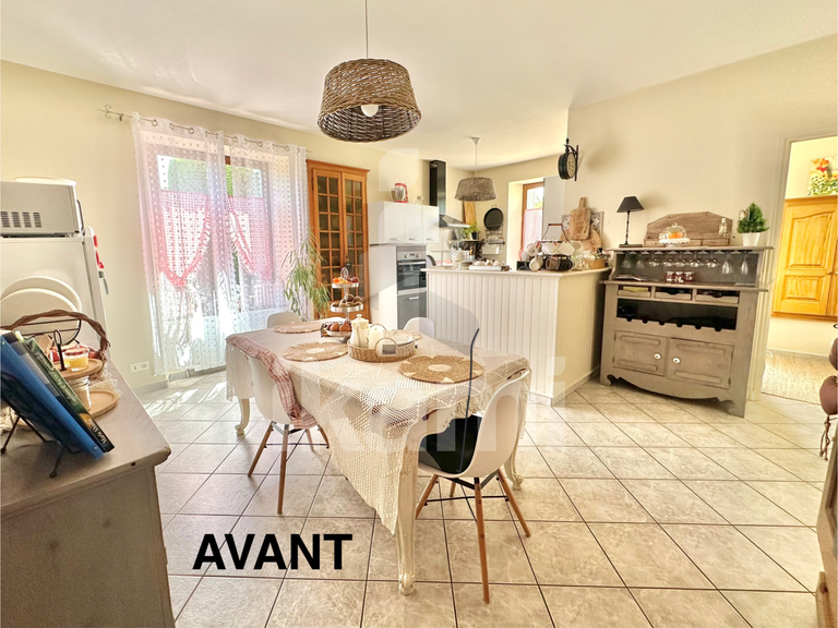 Maison Charmes-sur-l'Herbasse - 6 chambres - 337m²