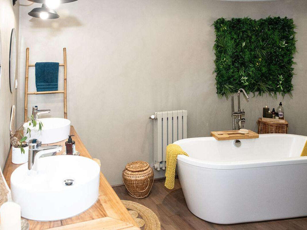 Property Charmes-sur-l'Herbasse