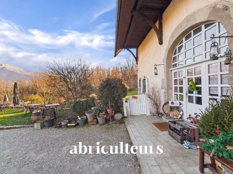 Maison Charvonnex - 8 chambres - 464m²