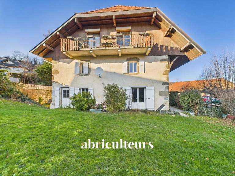Maison Charvonnex - 8 chambres - 433m²