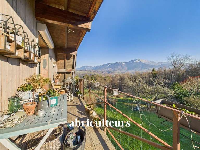 House Charvonnex - 8 bedrooms - 433m²