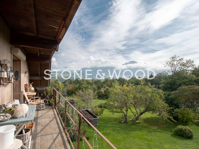 House Charvonnex - 8 bedrooms - 433m²