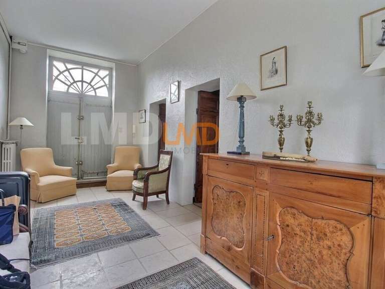 Maison Chasseneuil-du-Poitou - 4 chambres - 261m²