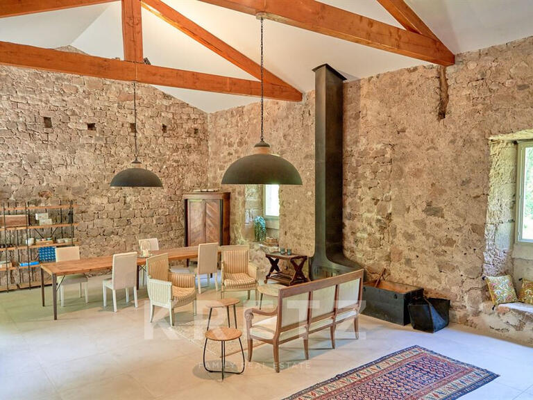 Maison Chassiers - 7 chambres - 585m²