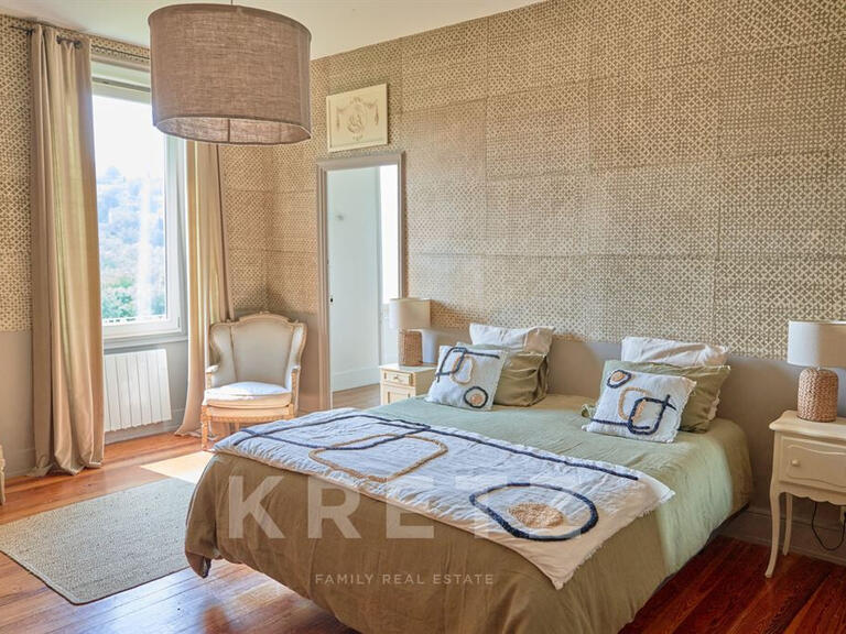 Maison Chassiers - 7 chambres - 585m²