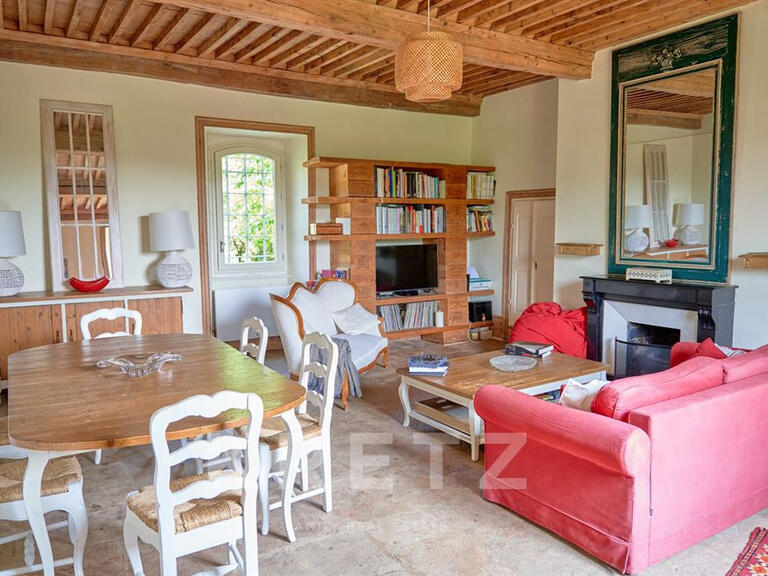 Maison Chassiers - 7 chambres - 585m²