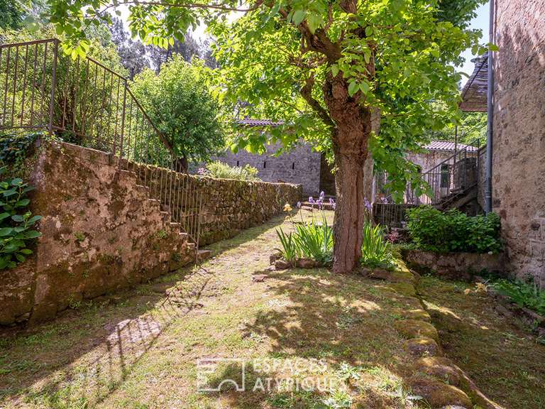 Maison Chassiers - 6 chambres - 330m²