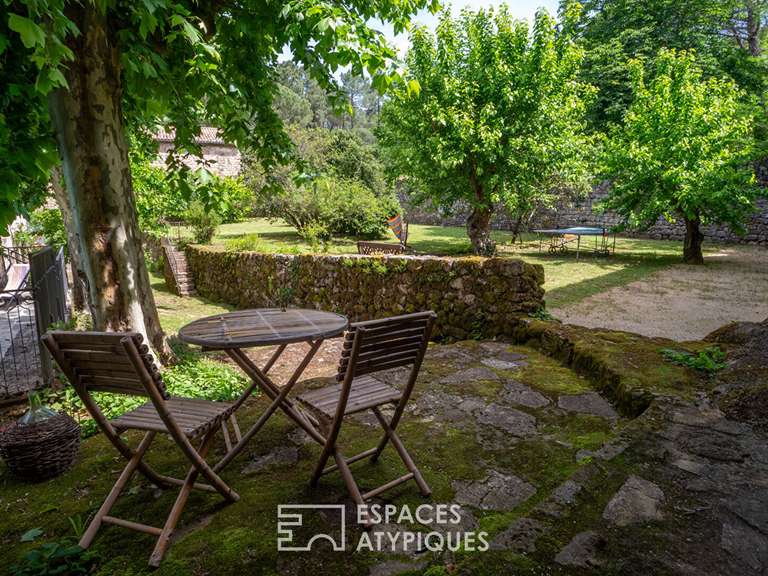 Maison Chassiers - 6 chambres - 330m²