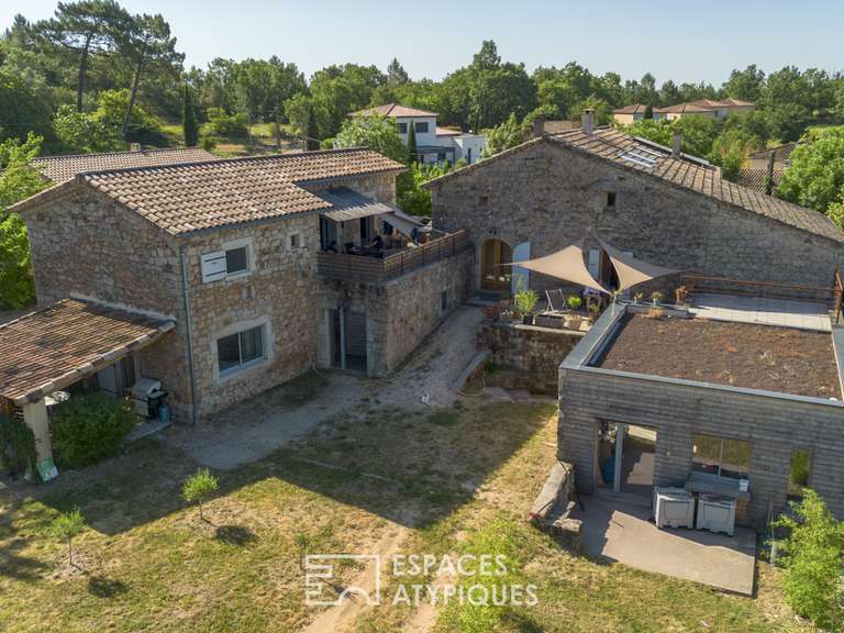 Maison Chassiers - 7 chambres - 253m²