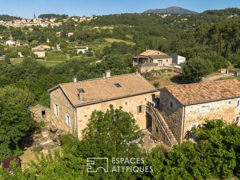 Maison Chassiers - 7 chambres - 253m²