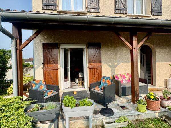 House Chassieu - 5 bedrooms