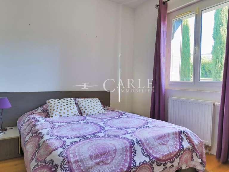 Villa Chassieu - 3 chambres - 332m²