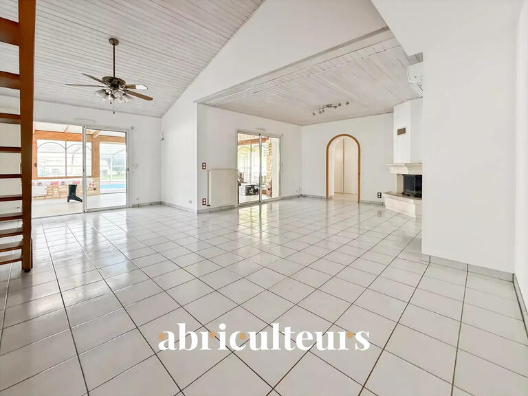 Maison Château-d'Olonne - 4 chambres - 251m²