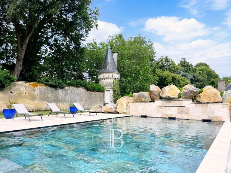 Château Chateau-du-Loir - 15 chambres - 680m²