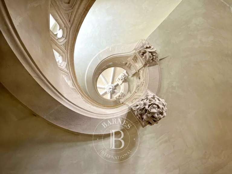 Château Chateau-du-Loir - 15 chambres - 680m²