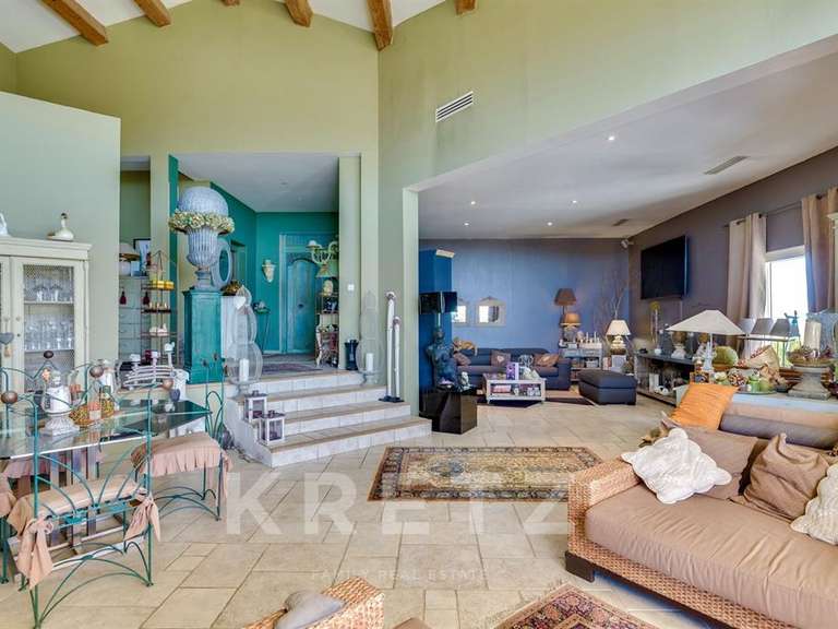 House chateau-gombert - 5 bedrooms - 300m²