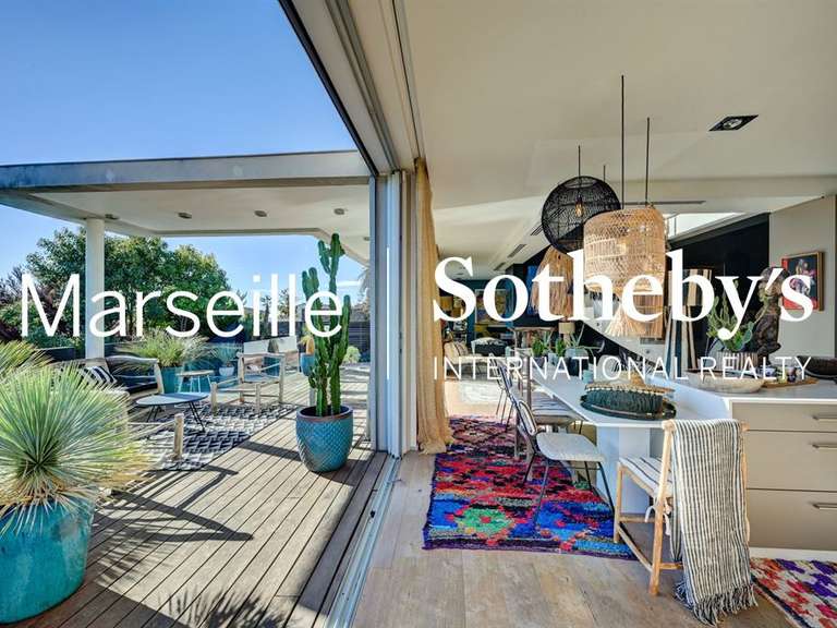 Maison Chateau-gombert - 4 chambres - 250m²