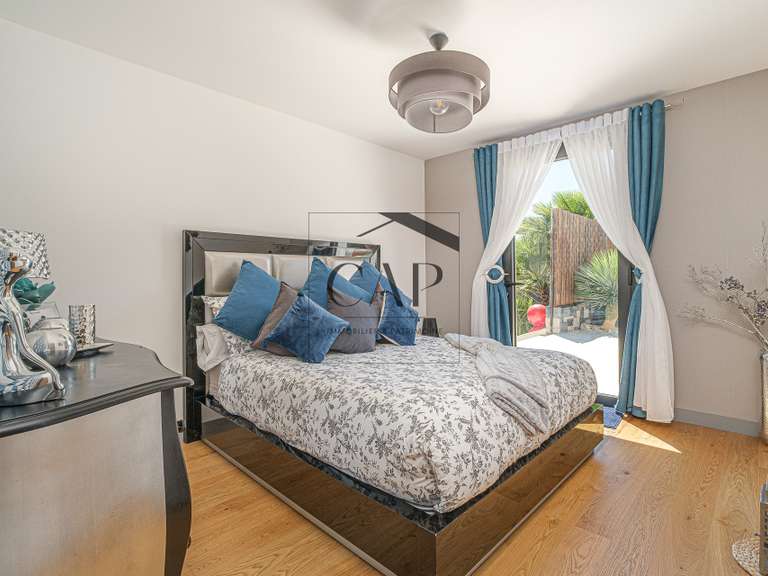 Maison Chateau-gombert - 5 chambres - 210m²