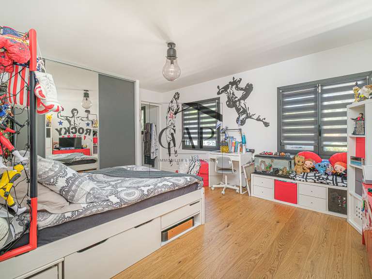 Maison Chateau-gombert - 5 chambres - 210m²