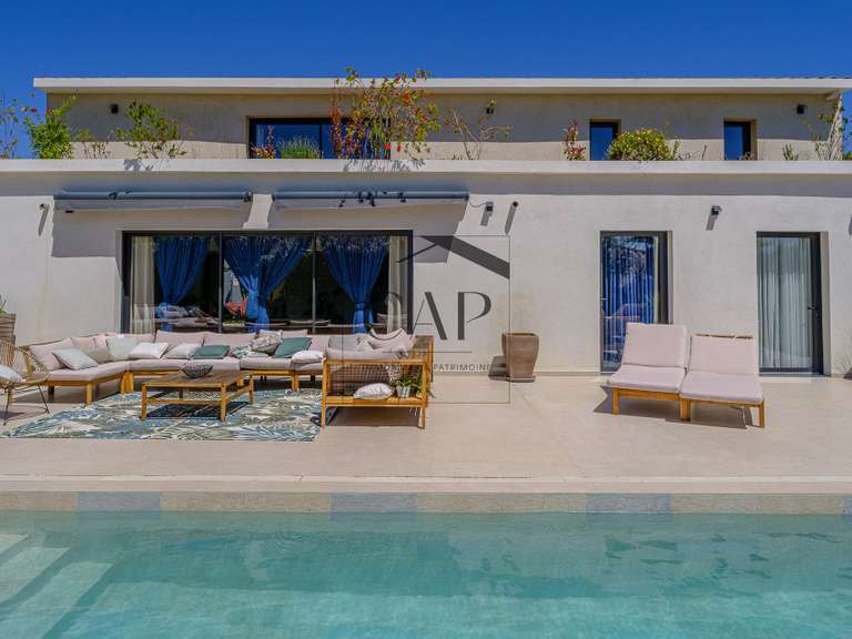 Maison Chateau-gombert - 5 chambres - 210m²