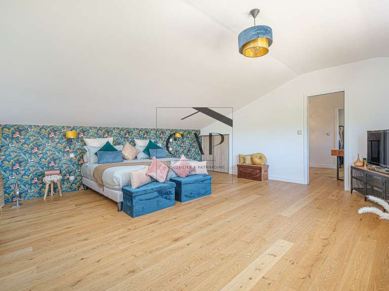 Maison Chateau-gombert - 5 chambres - 210m²