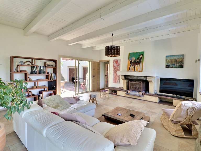 Maison Chateau-gombert - 6 chambres - 240m²