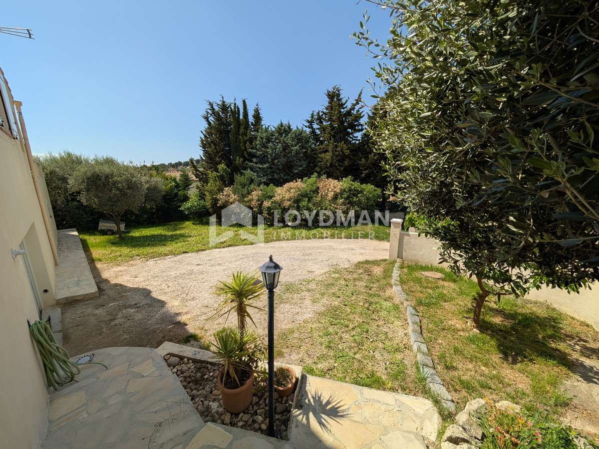 Villa chateau-gombert