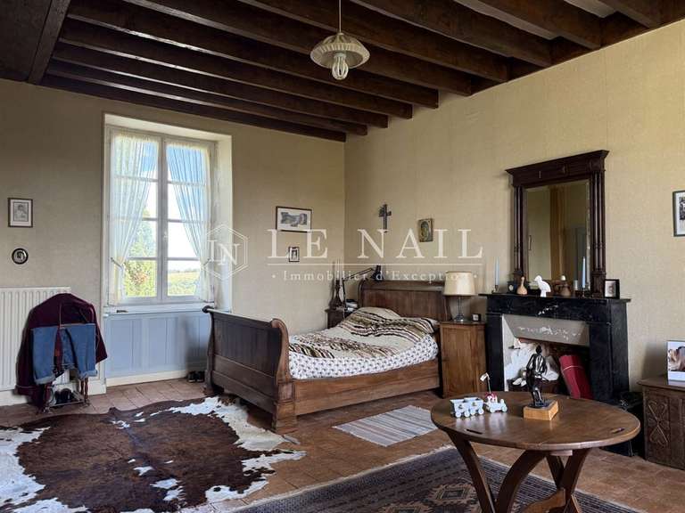 Maison Château-Gontier - 6 chambres - 255m²