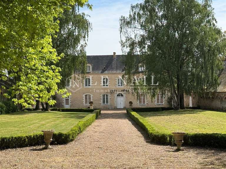 Property Château-Gontier - 9 bedrooms - 420m²