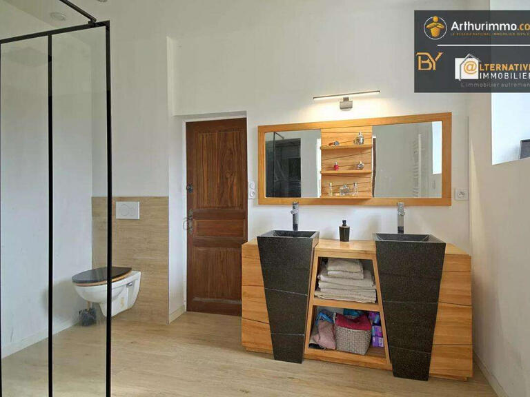 Property Châteaubourg - 5 bedrooms